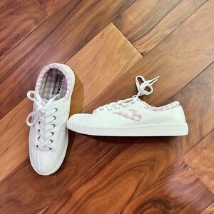 Tretorn Women's Nylite Plus Canvas Sneakers (Pink Gingham)